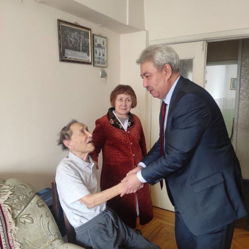 Ветераны Великой Отечественной Войны посещены в преддверии 79-летия окончания войны